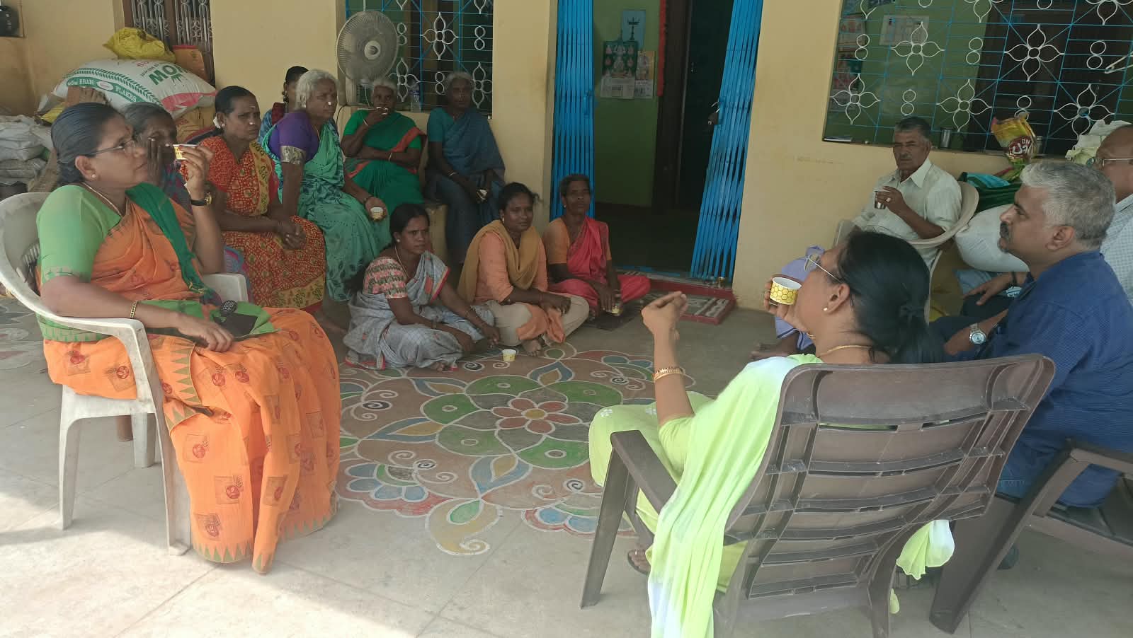 Community discussion with the Mane Thene Pon Mane organic cultivation team near Sambalpatti